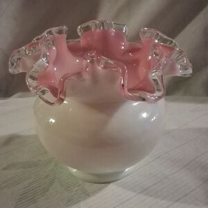 Fenton White And Pink Ruffle Vase